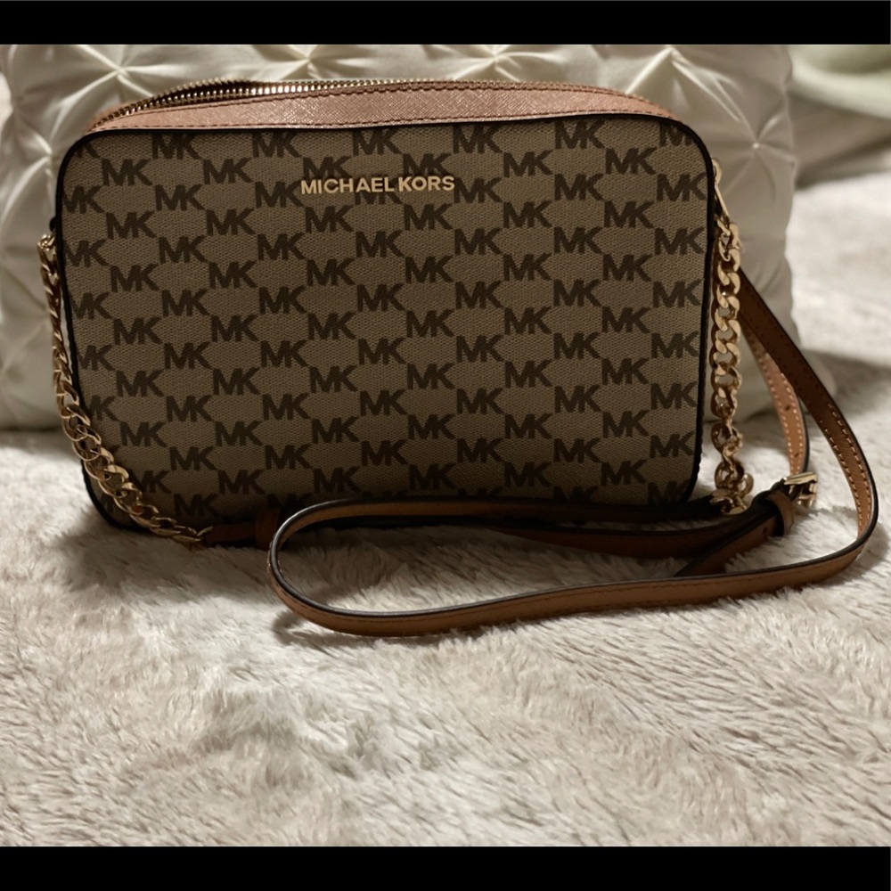 Michael Kors Crossbody